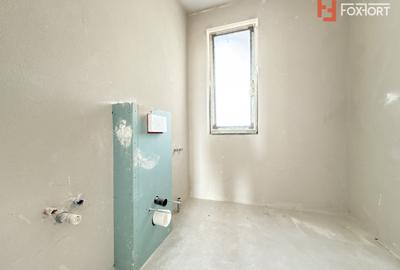 Duplex 4 camere situat la drum asfaltat, in Sacalaz - 15