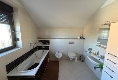 Vila cu 5 camere, garaj teren 790 mp Dumbravita (zona Cora) - 4