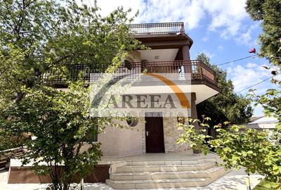 Vilă Premium la Aparatorii Patriei | 9 Camere | 450 mp | Potențial - 2