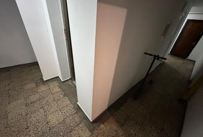 Garsoniera Titan Etaj 1 Bloc 1974 Reabilitat 7 Min Metrou - 8