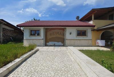 Casă / Vilă de lux cu 5 camere de vânzare în Vadu Moldovei, Suceava - 11