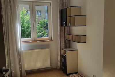 Apartament 3 camere liber la vanzare, mobilat si utilat zona Astra - 3