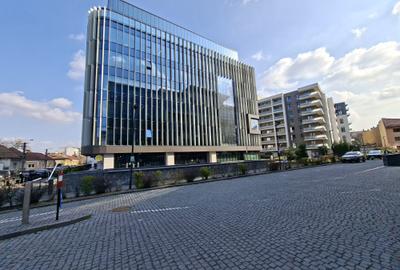 Spațiu comercial de închiriat – 110 mp – zonă centrală, exclusivistă – parcare - 1