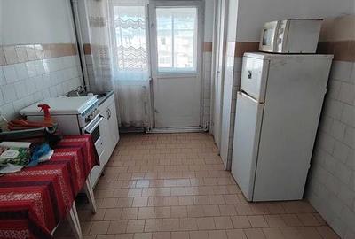 Spatios! Ap 2 cam, conf 1 Radu Negru, 57 mp, partial mobilat, utilat - 4