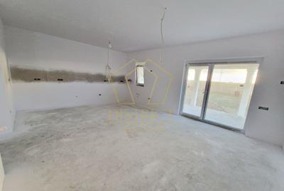 Duplex cu 4 camere în Bucovăț (Remetea Mare)