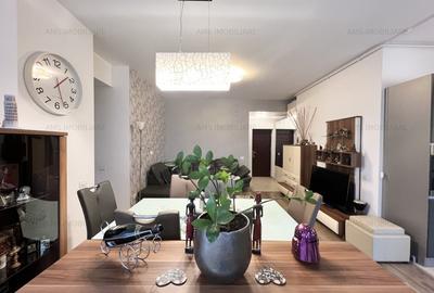 Apartament cu 3 camere decomandat, mobilat în Decebal