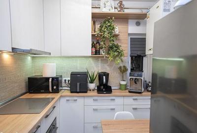 Apartament 4 Camere decomandate. Zona Rivus, inclus 2 Parcari. Clasa A - 2