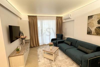 Apartament cu 3 camere decomandat, mobilat în Central