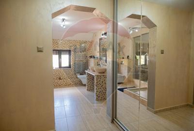 Casă / Vilă cu 5 camere de vânzare - 17