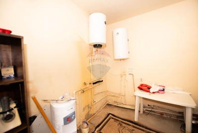 Casa individuala cu 6 camere de vanzare Singureni - 20