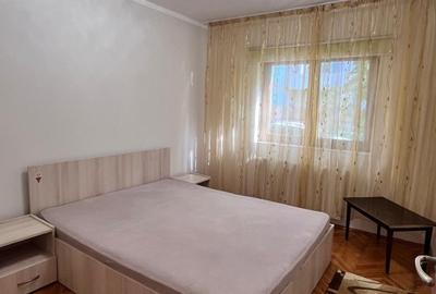 Apartament 3camere de inchiriat - 1