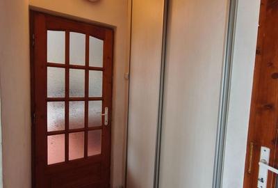Apartament cu 3 camere, et1 , 90 mp la casă zona Centrala - 10