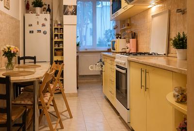 Apartament cu 2 camere decomandat, mobilat în Gruia