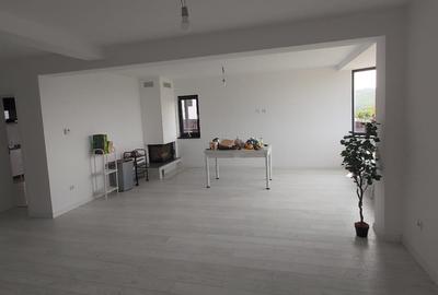 ? Casă de închiriat cu vedere panoramică asupra Iașului – Barnova / Pietrărie - 3