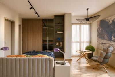 Apartament cu 2 camere decomandat în Tractorul