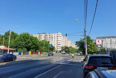 Apartament cu 4 camere decomandat, mobilat în Sebastian
