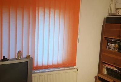 APARTAMENT 4 CAMERE - PARTER , CENTRALA GAZ - 3