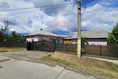 Casă  cu 3 camere, teren intravilan de 1300mp în Ipotești Tișăuți, SV - 5