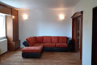 Apartament 3 camere de închiriat – Cotroceni | 87 mp | Mobilat și utilat | 550 € - 1