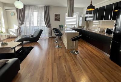 Apartament cu 2 camere decomandat în Avantgarden