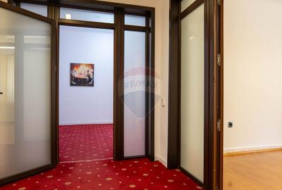 Inchiriere casa cu 4 camere +curte+ garaj, zona Vatra Luminoasa - 7