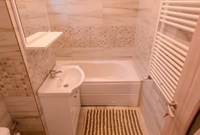 Tomis Nord, Bdul Tomis, 2 camere decomandate, mobilat, utilat, gaze, 450 Euro - 15