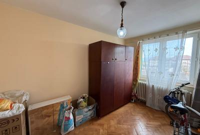 Apartament 3 camere, decomandat zona Progresu - 9