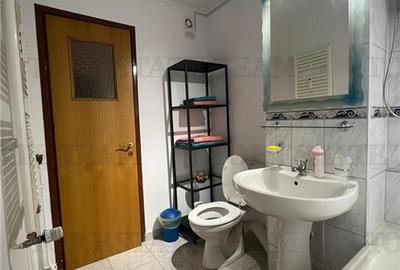 Super pret! Vanzare urgenta apartament cu 3 camere , zona13 septembrie - 6