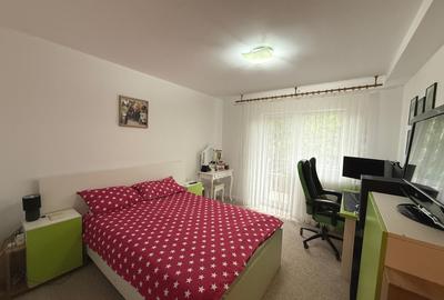 Apartament de vanzare cu 3 camere, scară interioară și curte privată - MICESTI - 3