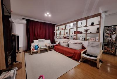 Apartament cu 3 camere semidecomandat, mobilat în Florești