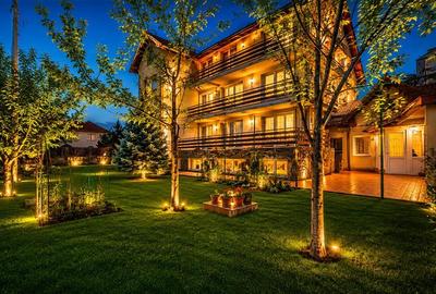 Hotel/Pensiune, de 480 mp, în Tractorul