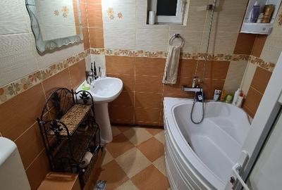 Apartament 3 camere decomandat zona Galata Iasi - 6