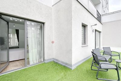 Zona Linistita Terasa Suprafata Generoasa - 6