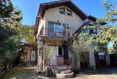 Casă individuală Buftea, 3.162 mp teren, ieșire spre lac - 3