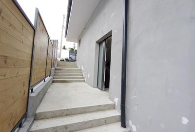 Casa cuplata, noua, intr-o zona de case- linistita,in Dambul Rotund - 16