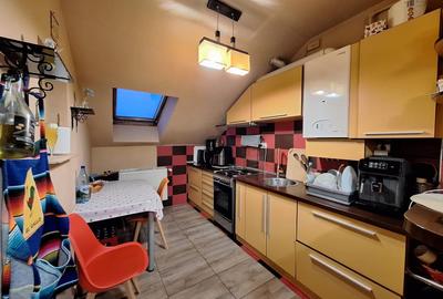 Apartament cu 2 camere decomandat, mobilat în Florești