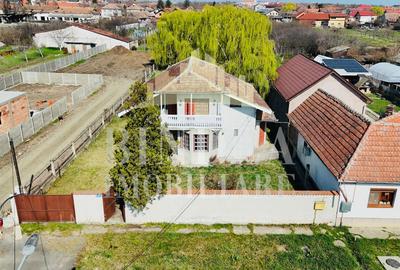 Casa individuala P+ M Giarmata, vatra satului 1496mp teren - 2