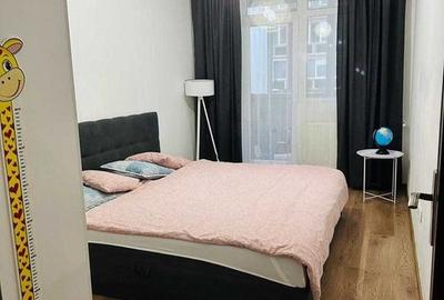 Apartament cu 3 camere decomandat în Iris