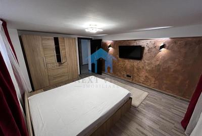 Apartament cu 3 camere decomandat în Borhanci