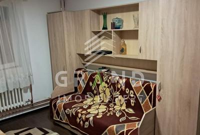 Apartament cu 2 camere semidecomandat, mobilat în Gheorgheni