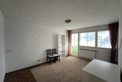 Apartament cu 2 camere decomandat în Eroii Revoluției