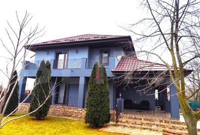 Casă individuală cu 4 camere în Sculeni