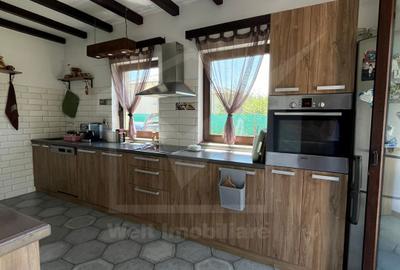 Casa Baciu zona linistita, 4 camere , gradina - 3