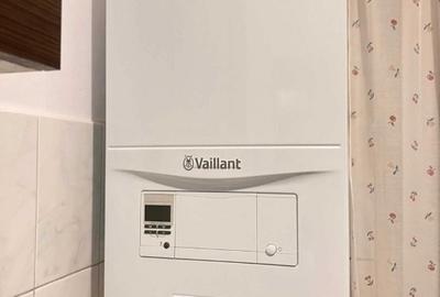 2 camere - Pacurari- Carrefur Express-  41 mp - liber- 75000 euro - 2