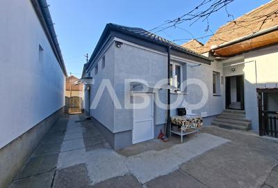 Casa de vanzare Vasile Aaron 3 camere si teren / curte comuna 1 vecin - 7