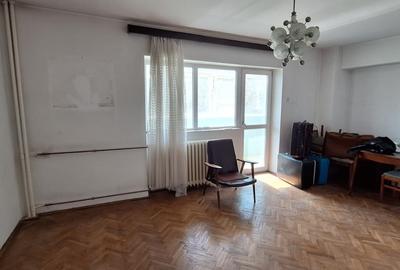 Apartament 4 camere spațios,  decomandat, Pantelimon - liceul Blaga - 1