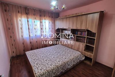 Vanzare apartament 3 camere, et. 2, situat in Rovinari, str. Plopilor - 3