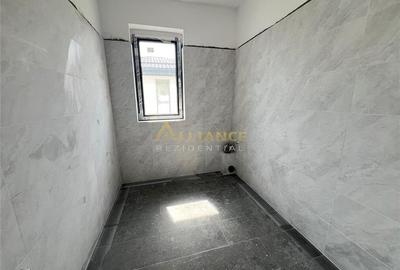 Vila Individuala - 5 camere-3 bai-Strada Miorita-500 M  de STV - 23