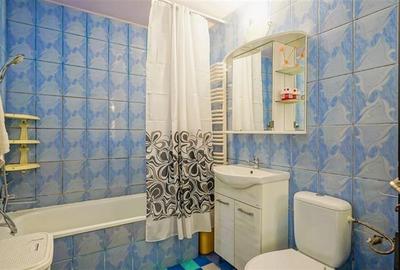 Casa spatioasa, ideala pentru 2 familii sau investitie. 2 corpuri de cladire, ga - 21