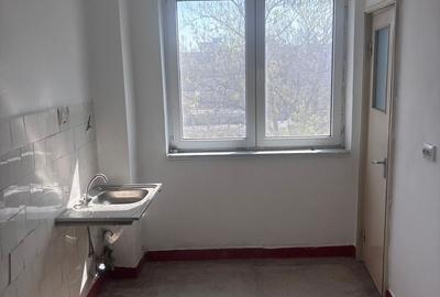 De vânzare apartament 2 camere Cartier Hipodrom - 3